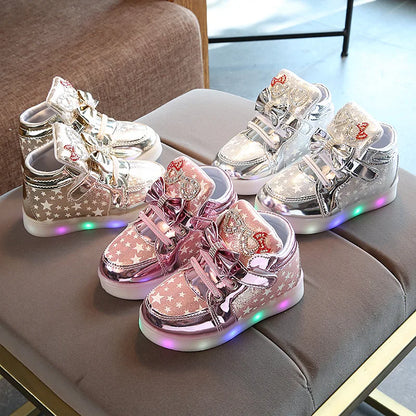 Kids LED Sneakers Girls Flash Light-Up Board Shoes Spring and Autumn Children'S Luminous Shoes Children'S Glowing Light Sneakers
